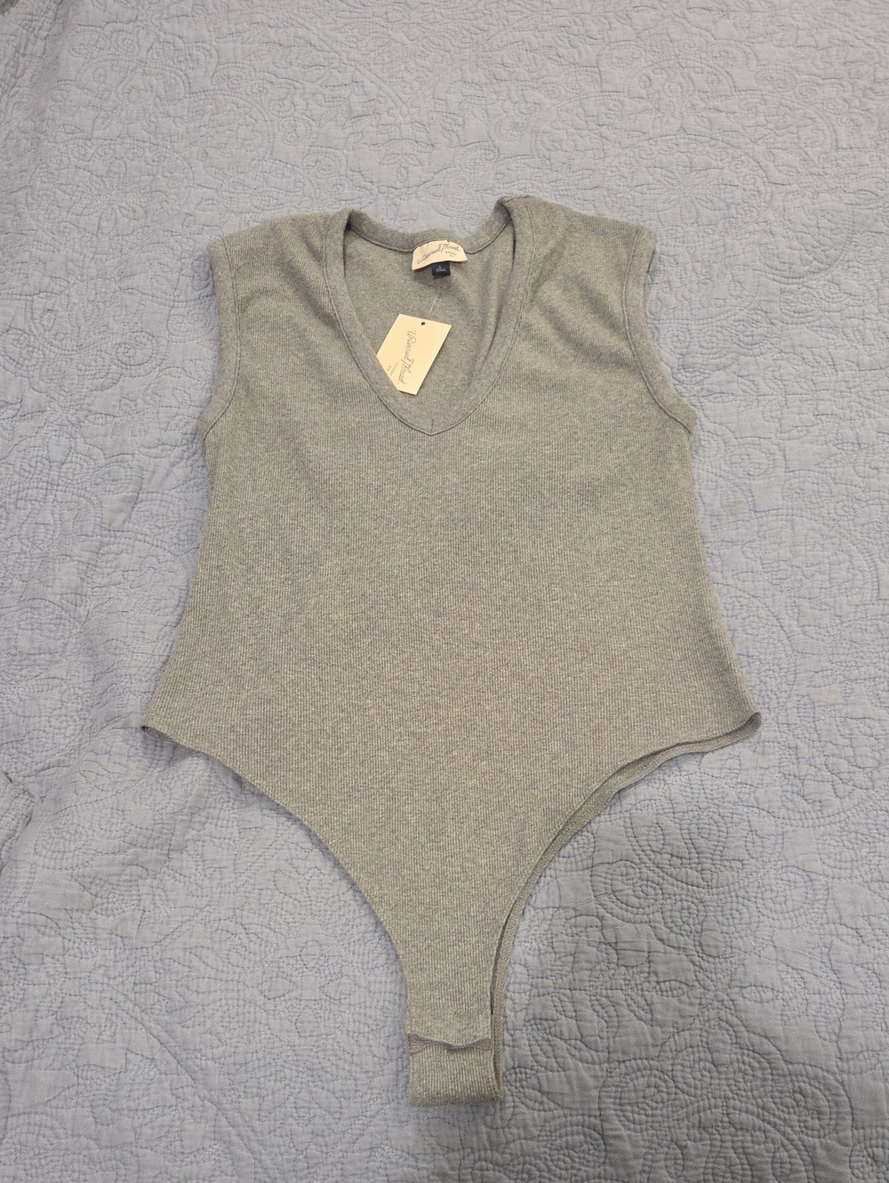 Universal Thread Gray Deep V-Neck Ribbed Bodysuit Size L, New With Tag!